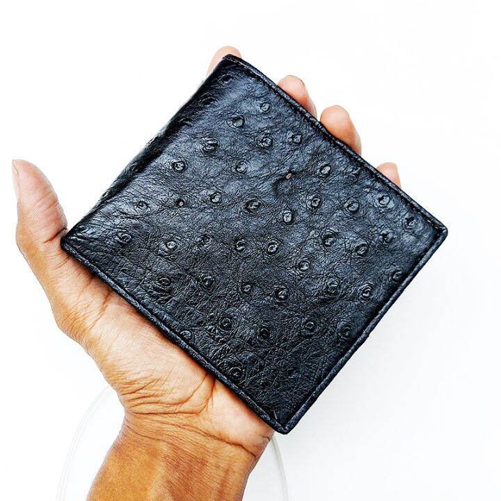 ostrich-bifold-wallet-black-color-กระเป๋าหนังนกกระจอกเทศสีดำ-เป็นกระเป๋าหนัง-exotic-ที่สำหรับทั้งชายและหญิง