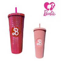 SATIS พร้อมหลอดดูด ขวดน้ำหลอด Barbiee Studded Tumbler อุปกรณ์ปาร์ตี้ตุ๊กตาบาร์บี้ ถ้วยบาร์บิสีชมพู ของใหม่ ภาพยนตร์บาร์บี้ ถ้วยดื่มน้ำ ฟิตเนสท่องเที่ยว