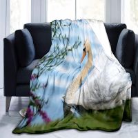 New Style Swan Flannel Throw Blanket Wild Animals Pattern Blanket King Queen Size Lightweight Warm Super Soft for Couch Sofa Bed Blanket