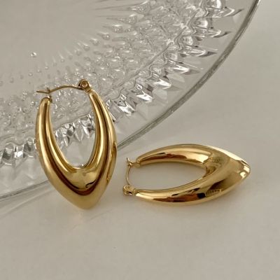 chic appeal - sharp hoops