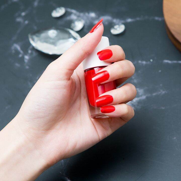 ยาทาเล็บสูตรน้ำสำหรับคุณแม่และลูกสาว-nailmatic-aqua-water-based-nail-polish-garance-poppy-red