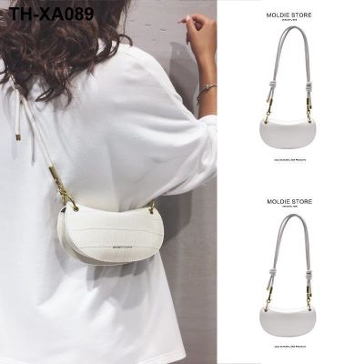 Small design feeling senior feeling axillary mini bag bag summer female 2022 new tide joker worn in summer