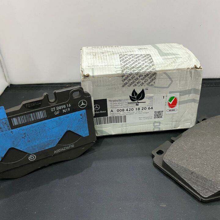 Genuine Mercedes Benz C200 Amg Line C300 Amg Line Front Brake Pad Set