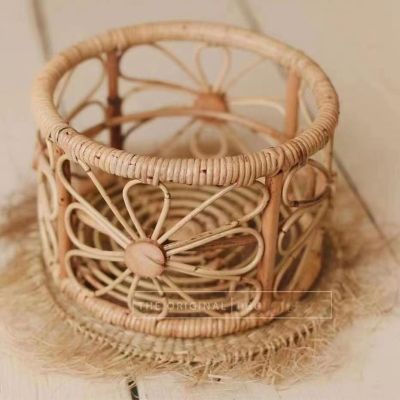 2023 Newborn Photography Props Handmade Vintage Bamboo Basket Ranttan Chair Wooden Baby Bed Crib Studio Posing Sofa Accessories