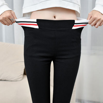 กางเกงยีนส์เอวสูงของผู้หญิงบางๆของกางเกงทรงสอบหญิงเกาหลีกางเกงยืดเลกกิ้งดำที่เรียบง่าย