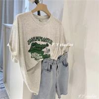 ?.? ??????? (พร้อมส่ง‼️)เสื้อยืดคอกลมแขนสั้น NO.114 เสื้อยืดผู้หญิงพิมพ์ลายจระเข้ทรงหลวมสไตล์เกาหลีแฟชั่นสตรี