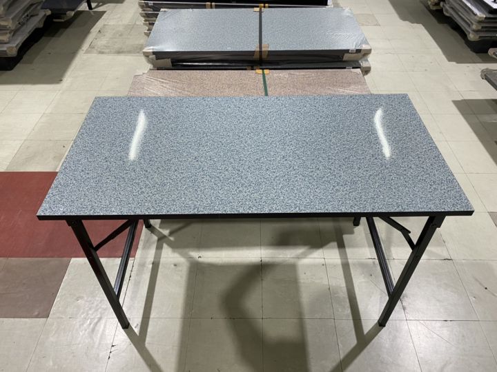 โต๊ะพับอเนกประสงค์-ขาพับหน้าลาย-ขนาด60x120-ซม-คละสี-สีชมพู-สีฟ้า