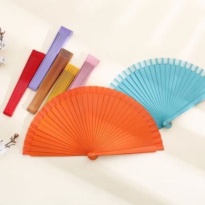 Vintage Chinese Fans Pattern Folding Dance Wedding Party Decoration Handheld Fan Wooden Shank Fan Decorative Fan Art Craft Gits