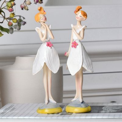 Beautiful Angel Resin Craft Fairy Figurines Tale Statue Sitting Fairy Statue Art Desk Fairy Wedding Gift Home Decoration