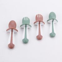 2Pcs Kids Silicone Spoon &amp; Fork Solid Feeding Baby Cutlery Set BPA-Free Training Weaning Table Forks Children Tableware Set Bowl Fork Spoon Sets