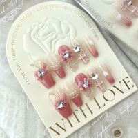 FEBBILY 10Pcs XS M L Love Bow เล็บแฮนด์เมดสีชมพูลายเส้นสีขาวกับ Rhinestone มุกโซ่เล็บปลอมคลุมทั้งหมดแฟชั่นคู่มือบริสุทธิ์เล็บปลอมผู้หญิง