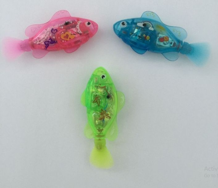 neko-care-ปลาจิ๋วโรบอท-ปลาจิ๋วแบบมีไฟ-ของเล่นปลาลอยน้ำ-ขยับไปมาได้-ว่ายน้ำได้-อุปกรณ์สำหรับแมว-ของเล่นแมว-ปลาใส่ถ่าน-1-ตัว-และ-3-ตัว