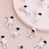 【YF】⊕▼☒  10pcs Enamel Astronaut Charms for   Necklaces 2 Styles Jewelry finding