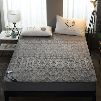 2021Waterproof Bed Mat Quilted King Queen Bed Sheet Quilted Mattress Cover Comfortable and Breathable Bedding