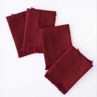 LINEN NAPKIN WITH FRINGING SET IN WINE RED (4pcs.) ผ้าเช็ดปากลินินสีแดงไวน์ขอบรุ่ย