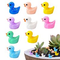 80/100/200PCS Cute Yellow Duck Miniature Figurine Ornaments Mi-cro Landscape Decoration Accessories Simulated Animal Resin