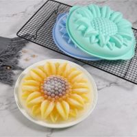 Mini Sunflower Baking Tray High Temperature Resistant Silicone Mold Kitchen Cake Mold Chocolate Mould Baking Tool Bread  Cake Cookie Accessories