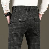 CODniuba270 Seluar Kasual Kotak-kotak Musim Gugur Dan Sejuk Lelaki Belia Longgar Lurus Tanam Sendiri Perniagaan Trend Korea Semua Padanan/x Autumn And Winter Plaid Casual Pants Male Youth Straight Loose Self-Cultivation Business All-Match Korean Trousers