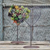 Iron Wire Heart Shape Stand Succulent Pot Standing Planter Plant Holder 17cm Bag Accessories