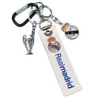 2Pcs Real Embrods C.F.S พวงกุญแจฟุตบอลอุปกรณ์เสริม Paris Saint-Germains Liverpool Football Clubs A.C.S Milans Alloy Trophy Football Team Logo Keychain 0000