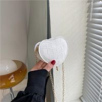 LASGO Mini small bag female 2023 spring and summer heart-shaped change chain bag ins cute girl shoulder Messenger bag 〖WYUE〗