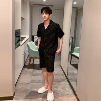 COD SDFGERGERTER Mens Pajamas Ice Silk Thin Short-Sleeved Set Korean Version Casual Large Size Imitation Homewear Suit