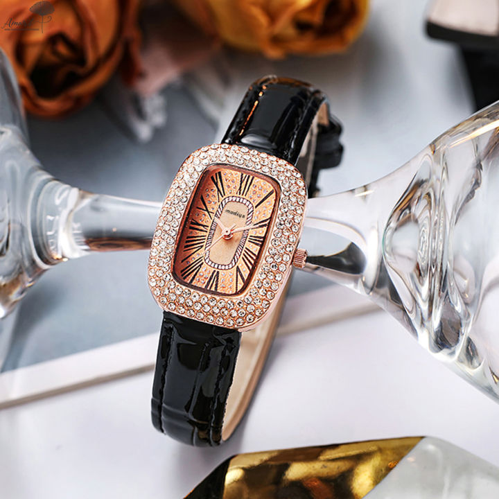 นาฬิกาควอตซ์สายคล้องหนังเพชรมีประกายนาฬิกาข้อมือผู้หญิงคลาสสิก-amart-อ่านง่ายสำหรับ-kado-ulang-tahun-pacar