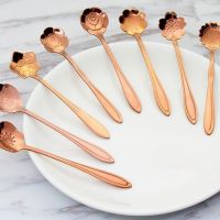 8Pcs Flowers Design Gold Spoon Long Handle Dessert Tea Coffee Mixing Spoon Stainless Steel Vintage Teaspoons Drink Tableware