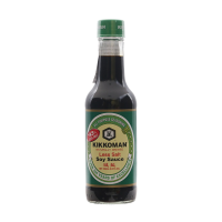 Kikkoman Soy Sauce - Less Salt คิคโคแมน เลสซอลท์ ซอสถั่วเหลืองสูตรเค็มน้อย 250 มล.