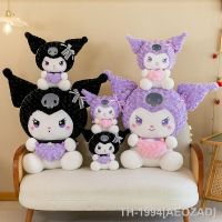 ┅♛☃ AEOZAD Kuromi boneca de pelúcia dos desenhos animados travesseiro cercado anime decoração bonita do quarto presente criativo férias para meninas 2023