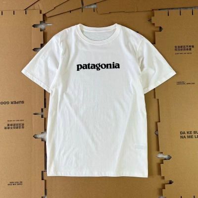 Patagonia Patagonia พิมพ์คอกลมตัวอักษรแขนสั้นเสื้อยืดคู่รักชายและหญิงในฤดูร้อน2022