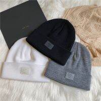 [Hana Clothing Store] ลูกอมสีถักผู้หญิง Beanies ฤดูใบไม้ร่วงให้อบอุ่นสบายๆผู้ใหญ่ U Nisex สากลหมวกอุ่น Bonnet สุภาพสตรีหมวกลำลอง