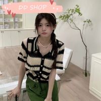 DD SHOPพร้อมส่ง022 เสื้อถักไหมพรม คอปกแขนสั้น ลายทืางน่ารักเกาหลีๆ