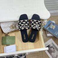 Xi Ke European pradaˉ and American embroidered thick-heeled slippers for womens outerwear