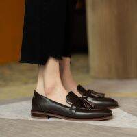 coach shoes The new 2022 round head black tassel soft bottom doug shoes is thick with low documentary female leisure loafers lady shoes