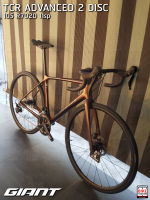 GIANT TCR  ADVANCED 2 DISC KOM/22 จักรยานเสือหมอบ