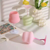 Goblet แก้วบนโต๊ะอาหารสไตล์ยุโรปบาร์ร้านอาหารไวน์แก้วแชมเปญ Drinkware Utensils Candy สี Party Twisted ไวน์ Cup