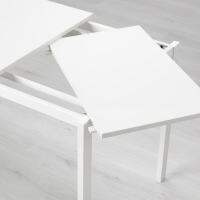 Extendable table, size 80/120x70 cm.