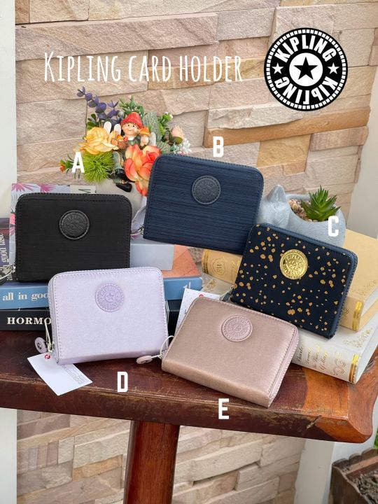กระเป๋าสตางค์-kipling-card-holder-หากคุณกำลังมองหากระเป๋าเก็บบัตรหรือนามบัตรที่ความจุสูงและใส่ของอเนกประสงค์ได้