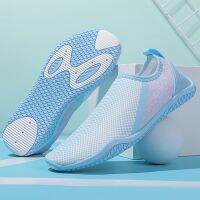 Quick-Drying Beach Water Shoes Unisex Swimming Aqua Slippers Barefoot Surfing Upstream Sneakers Women Men Seaside Shoe Size35-46 House Slippers