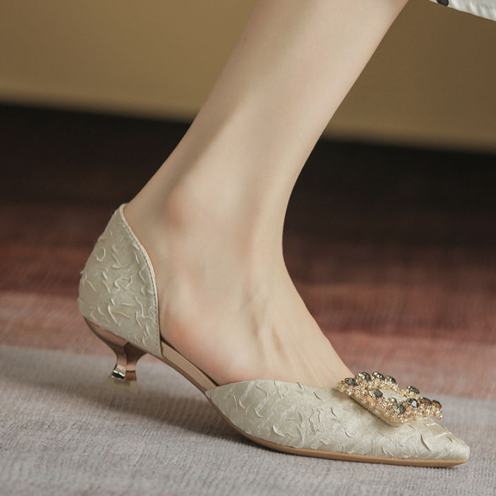 large-size-womens-shoes-40-43-botton-width-fat-feet-low-heel-shoes-2021-new-hollow-stiletto-heels