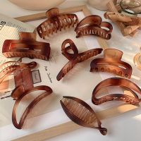 MENGJIQIAO Korean Acetate Matte Brown Hair Claws Women Fashion Geometric Hair Grab Headdress Shark Acrylic Clip Accessories