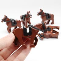 Single Animal Figures Saddle Horse Rope Base Military Fighting Horses Building Blocks MOC Model Bricks Kits DIY Toys Children