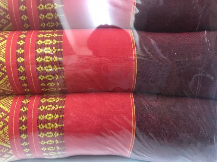 หมอนอิงไทย-ลายขิต-ผ้าโทเร-15-ช่อง-ของฝากจากภาคอีสาน