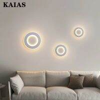 KAIAS เชิงเทียนข้างผนังสัมผัสแบบมินิมอลใหม่สร้างสรรค์ห้องนอนแบบมินิมอลโคมไฟเซ็นเซอร์แบ็คดรอปเป่าลม LED สามแสงเปลี่ยนสีห้องนั่งเล่นทางเดินไฟสีดำสีขาว