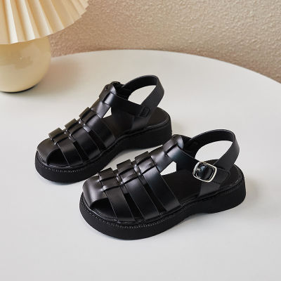New style รองเท้าแตะเด็กผู้หญิง 2023 ฤดูร้อนใหม่รองเท้าเด็กเกาหลีเด็กเจ้าหญิงโรมันรองเท้าแตะเป่าโถวรองเท้าชายหาดขายส่ง