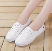 ?WS ส่งไวสวยดีถูก? รองเท้า ผ้าใบ ผญ สีขาวล้วน แต่งลายหัวใจ เบอร์ 35-40