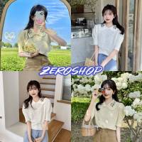 Zero shop?พร้อมส่ง? (Zero-85006)  เสื้อไหมพรมแขนสั้น คอปกทีเทลปักดอกไม้ตรงคอปกน่ารัก