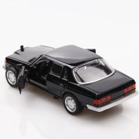 136 Scale Retro Benz W124 Diecast Alloy Pull Back Car Collectable Toy Gift