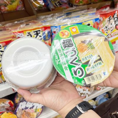 ❤️พร้อมส่ง❤️   Toyo  Suisan  Maruchan Noodle Tonkotsu 87g. บะหมี่กึ่งสำเร็จรูป รสทงคตสึ 🇯🇵 Made in Japan 🇯🇵    บะหมี่กึ่งสำเร็จรูป รสซุปกระดูกหมู 🔥🔥🔥